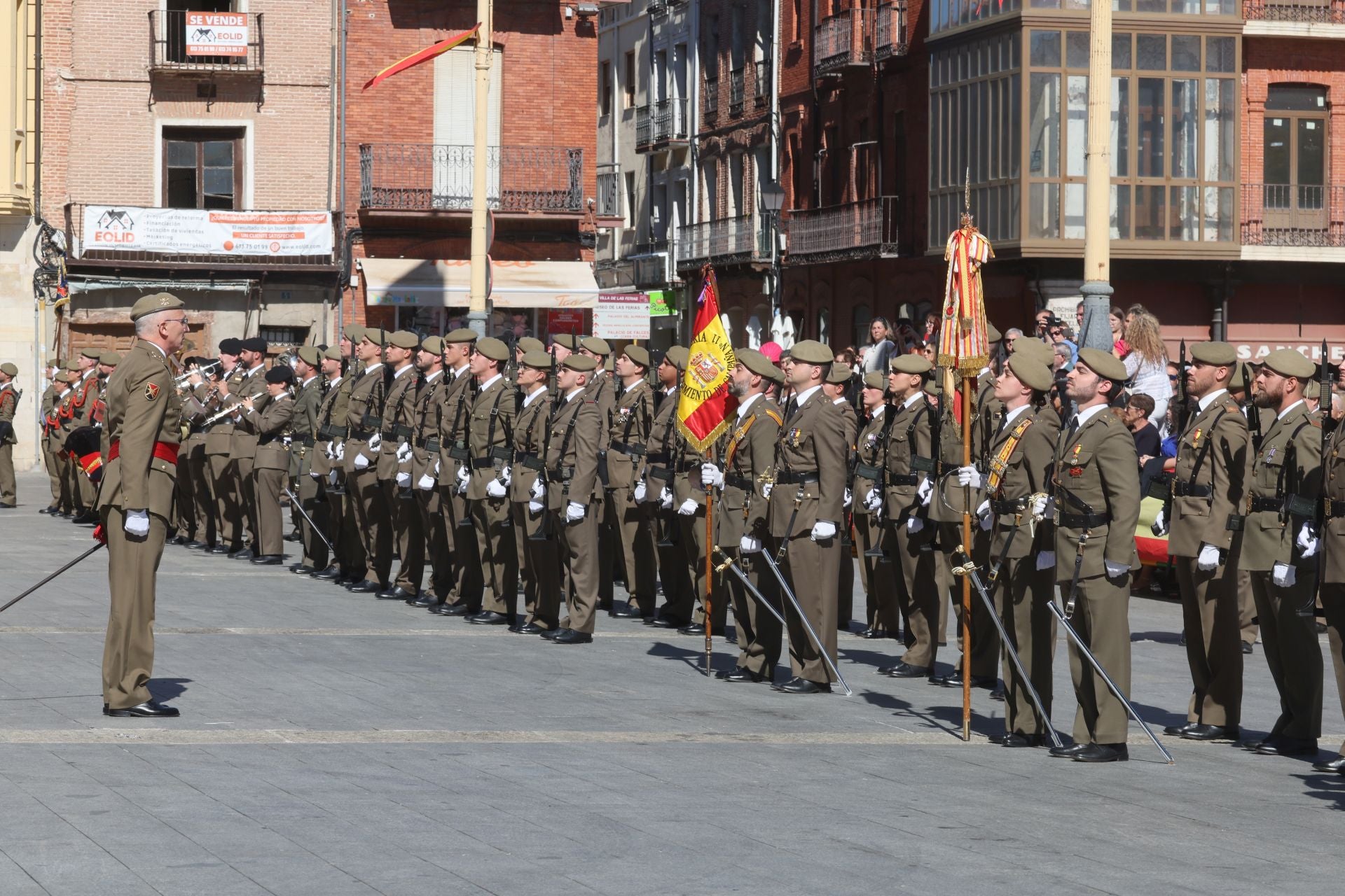 Trescientas personas juran bandera en Medina del Campo