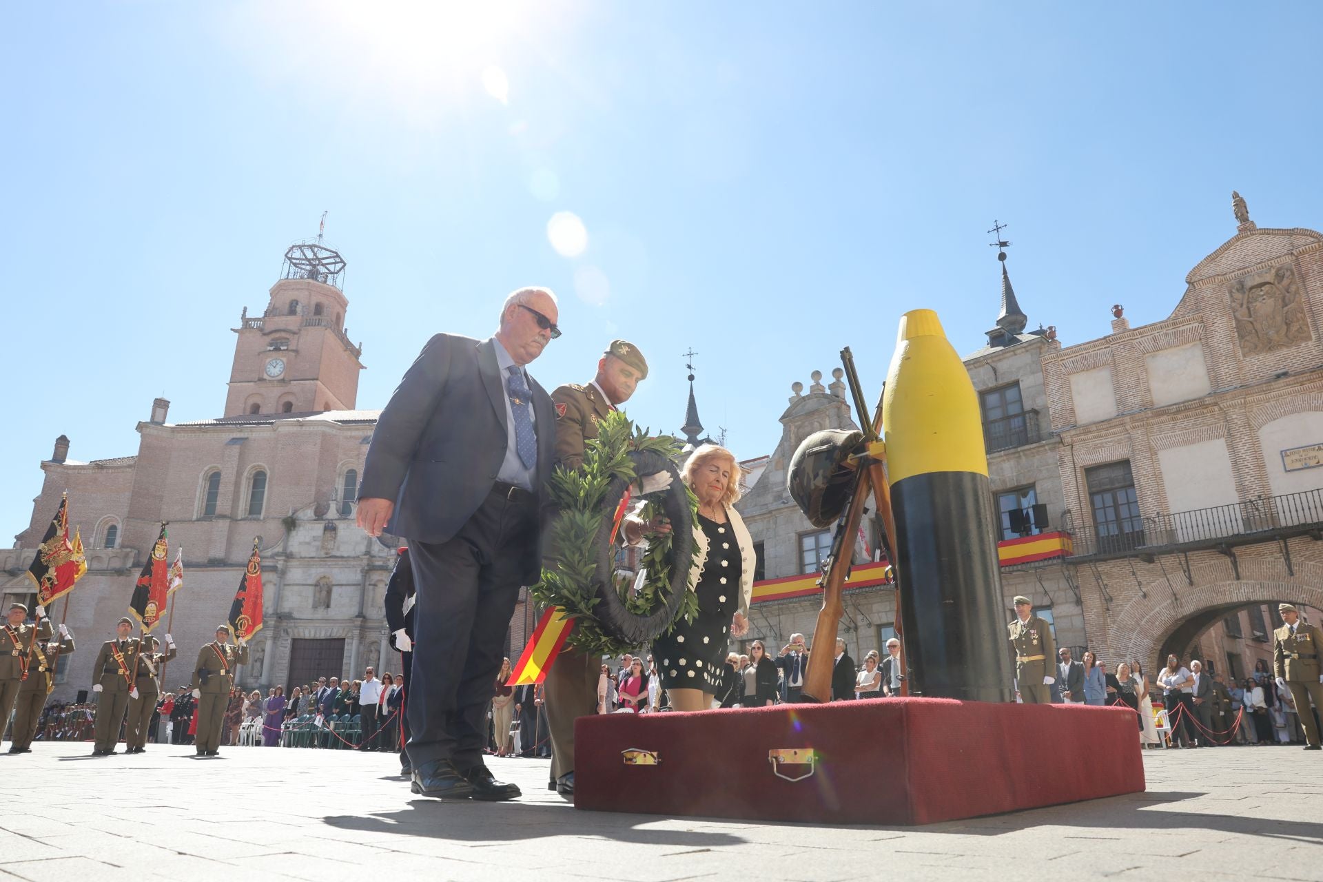 Trescientas personas juran bandera en Medina del Campo