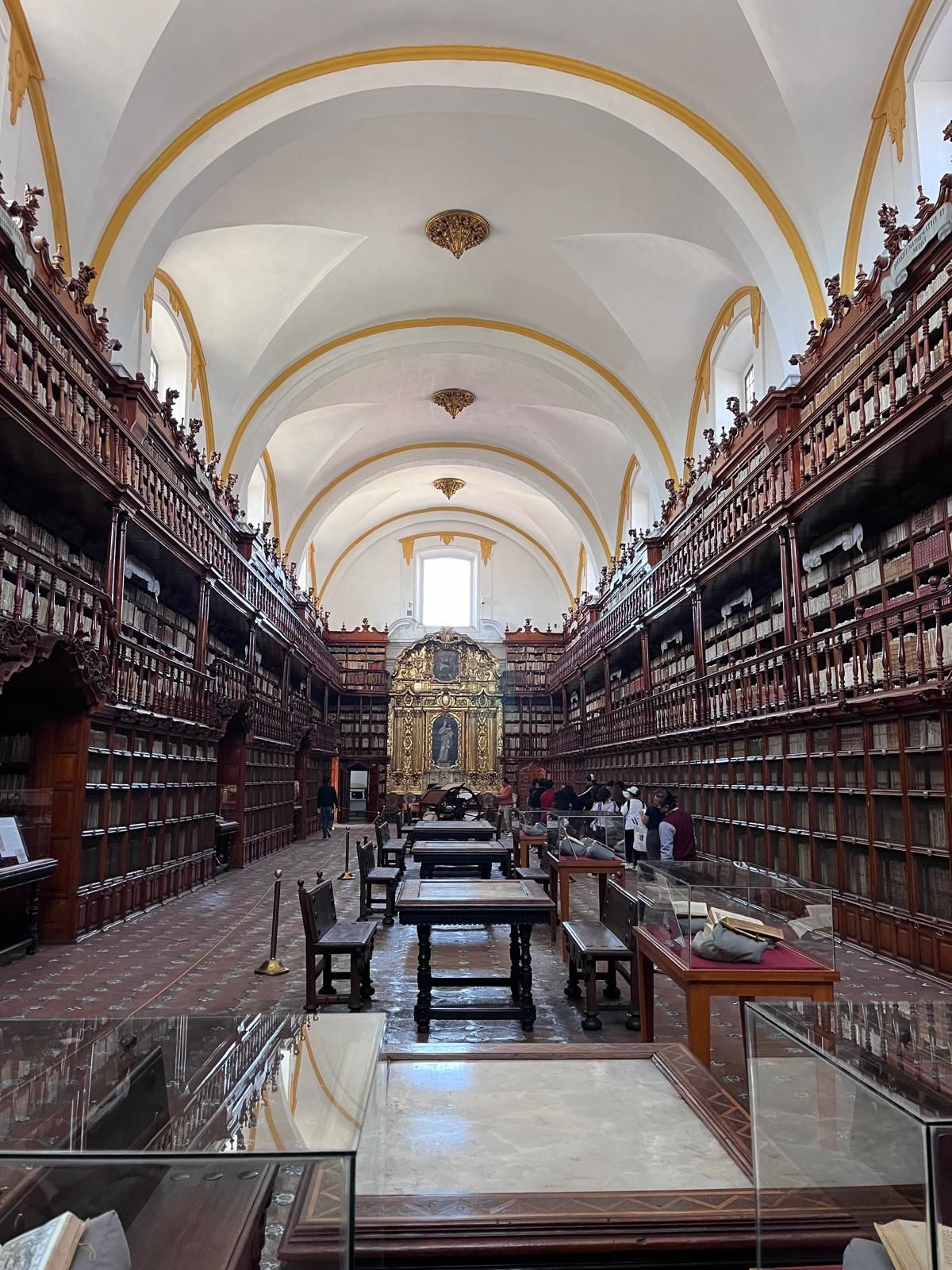 Biblioteca Palafoxiana de Puebla, en México.