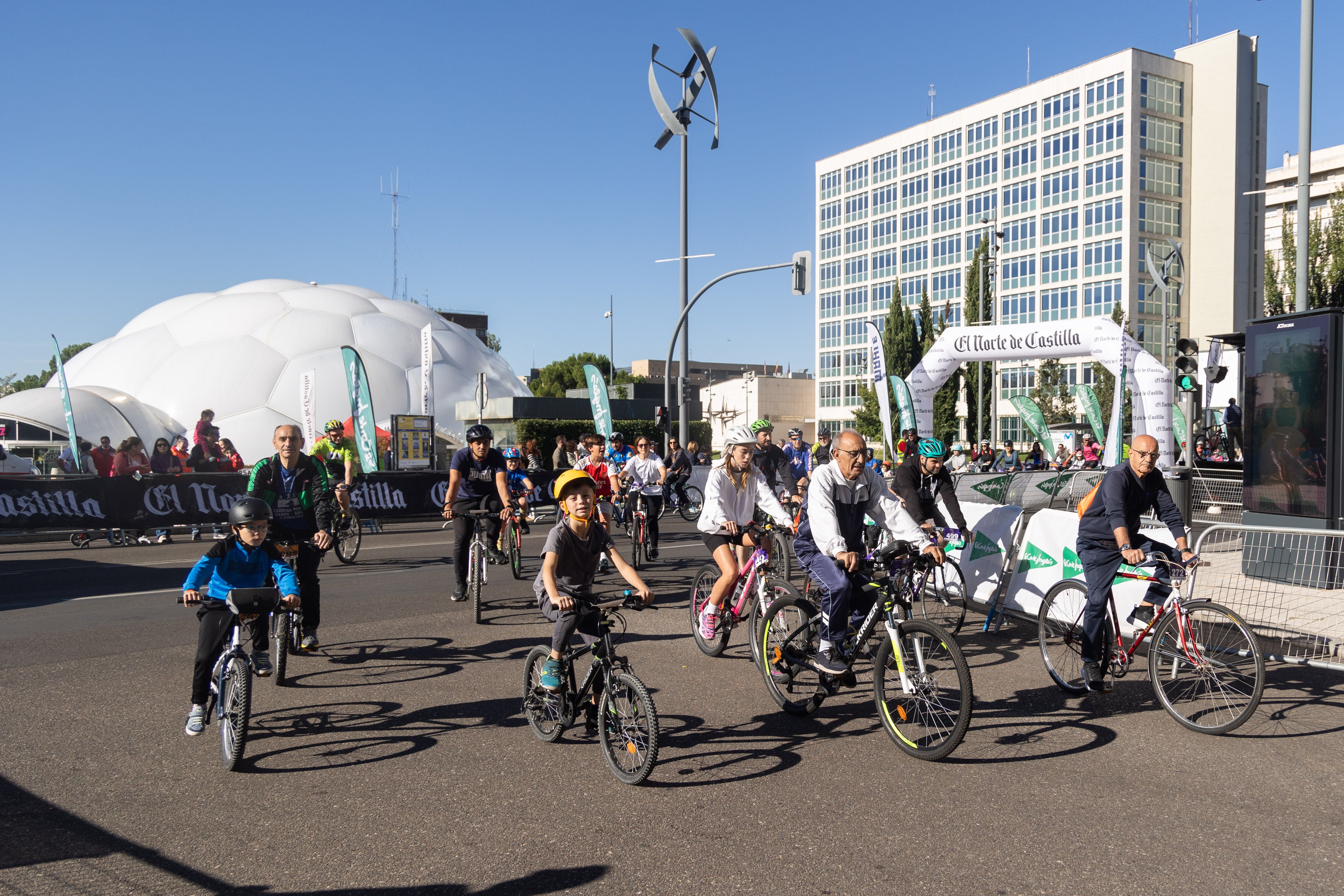 Las fotos del VI Día de la Bici (2/4)