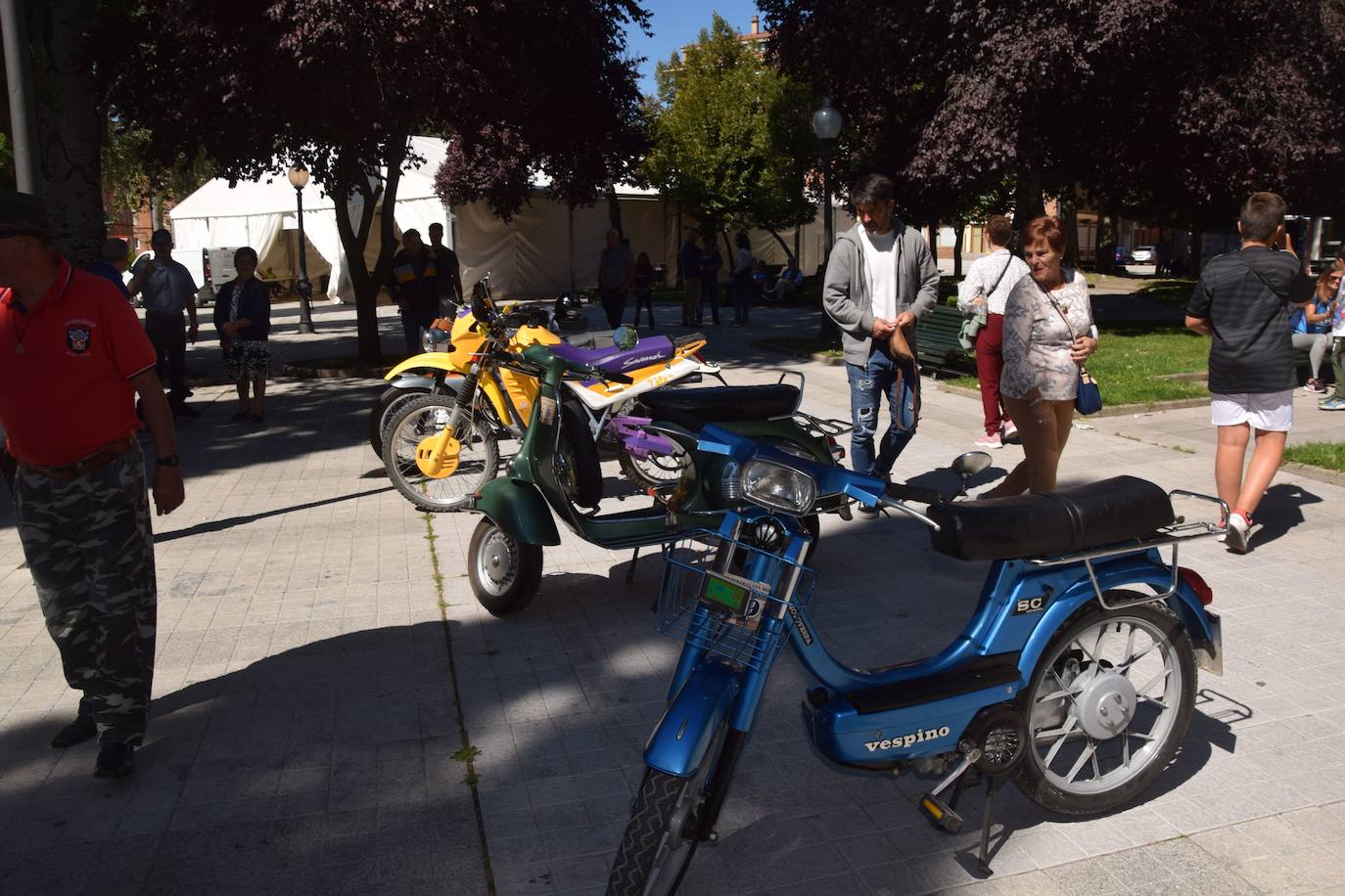 Las motos clásicas rugen en Guardo