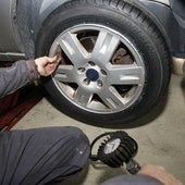 ¿Qué es el TPMS en un coche?