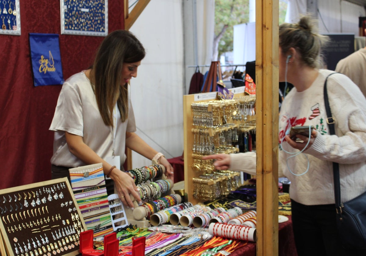 Expositores de la Feria Mundo Cofrade de Medina del Campo