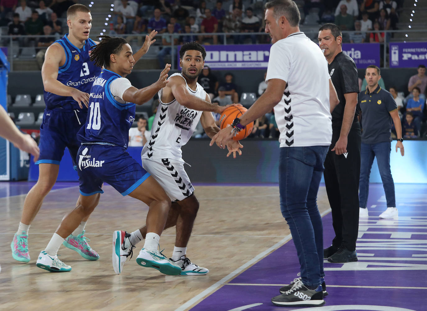 El Palencia Baloncesto arrasa al filial del Gran Canaria