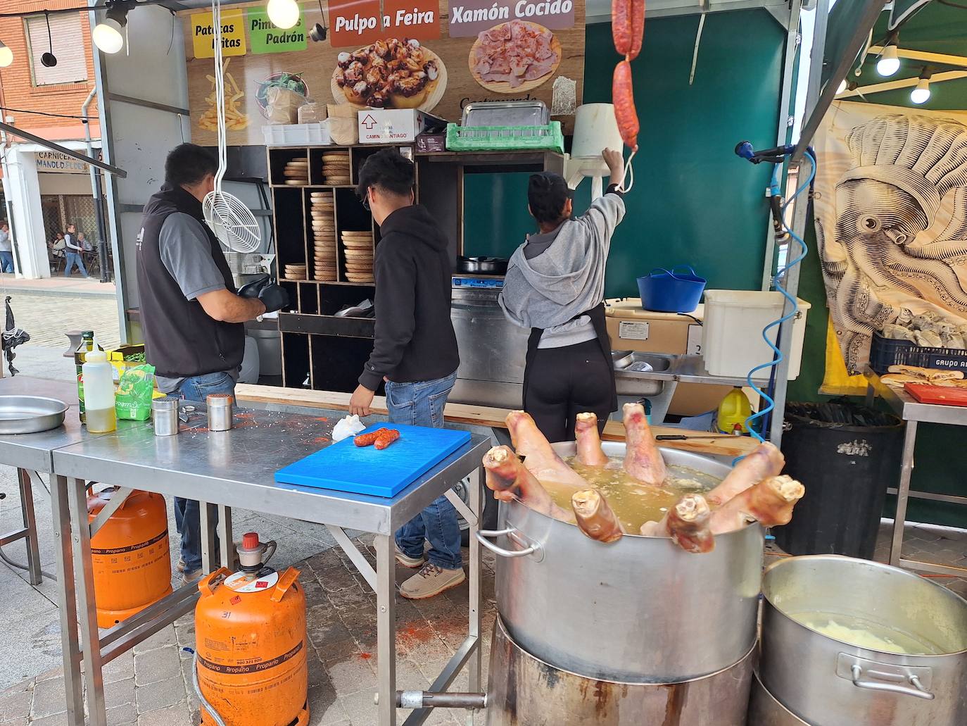 Imágenes del Mercado del Queso de Villalón de Campos