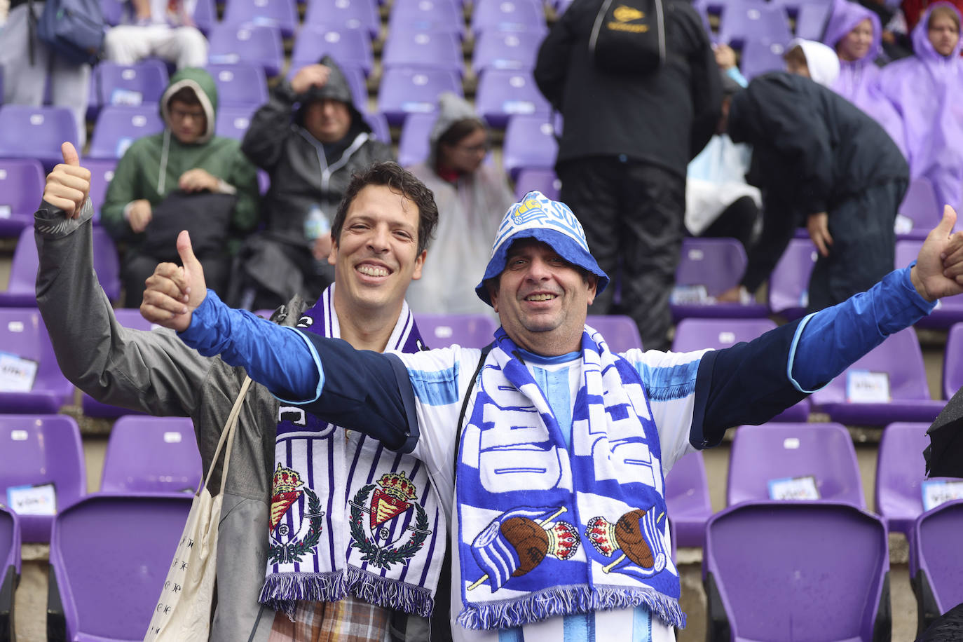 Búscate en las gradas del estadio José Zorilla (1/4)