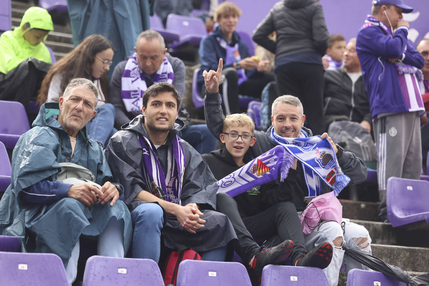 Búscate en las gradas del estadio José Zorrilla (3/4)