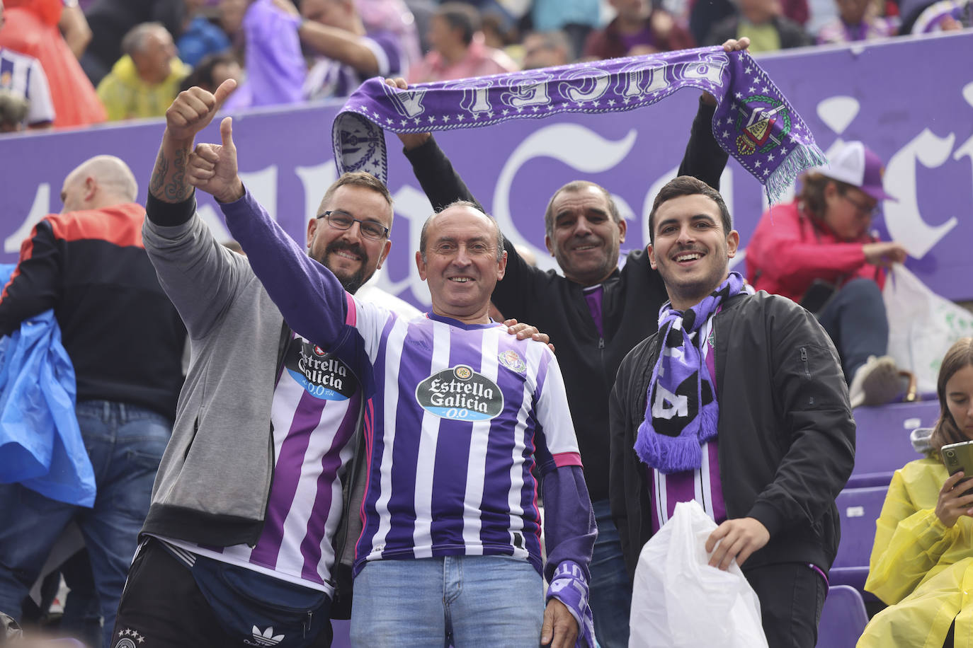 Búscate en las gradas del estadio José Zorrilla (3/4)