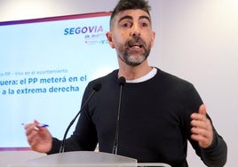 Guillermo San Juan, portavoz de Segovia en Marcha, durante una comparecencia.