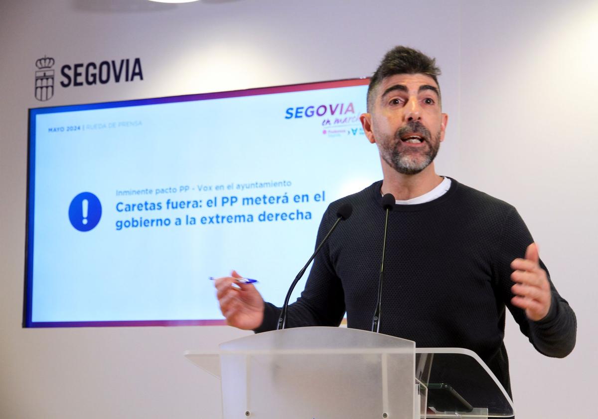 Guillermo San Juan, portavoz de Segovia en Marcha, durante una comparecencia.