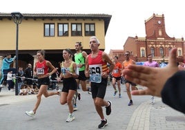 Becerril homenajea a Mariano Haro con una emotiva carrera