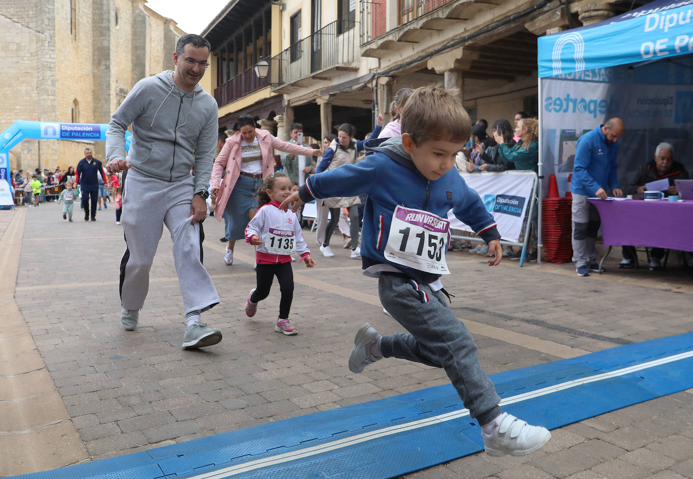 Becerril homenajea a Mariano Haro con una emotiva carrera