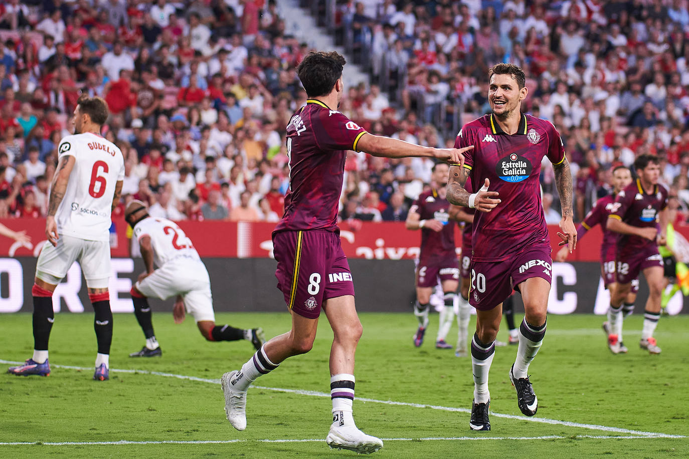 La derrota ante el Sevilla en el Pizjuán, en imágenes