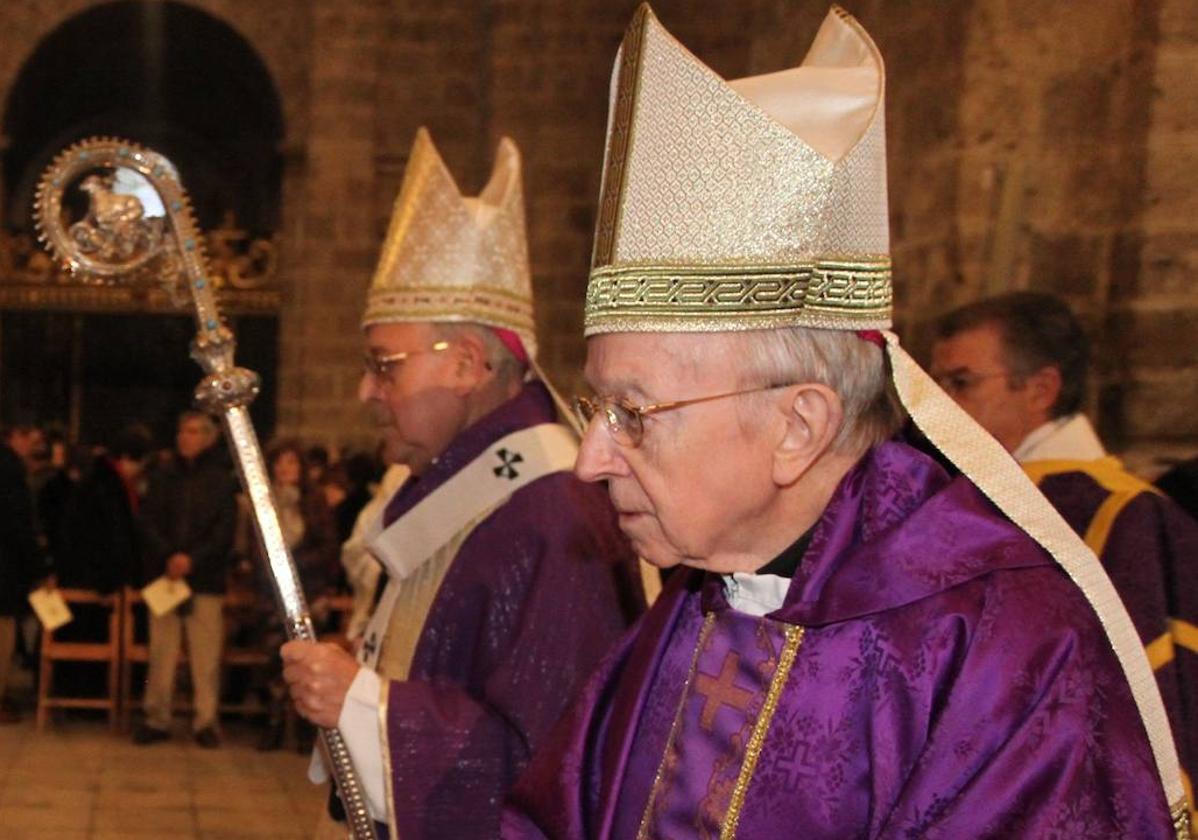 José Delicado, durante la misa por el Pontificado del Papa Benedicto XVI en 2013.