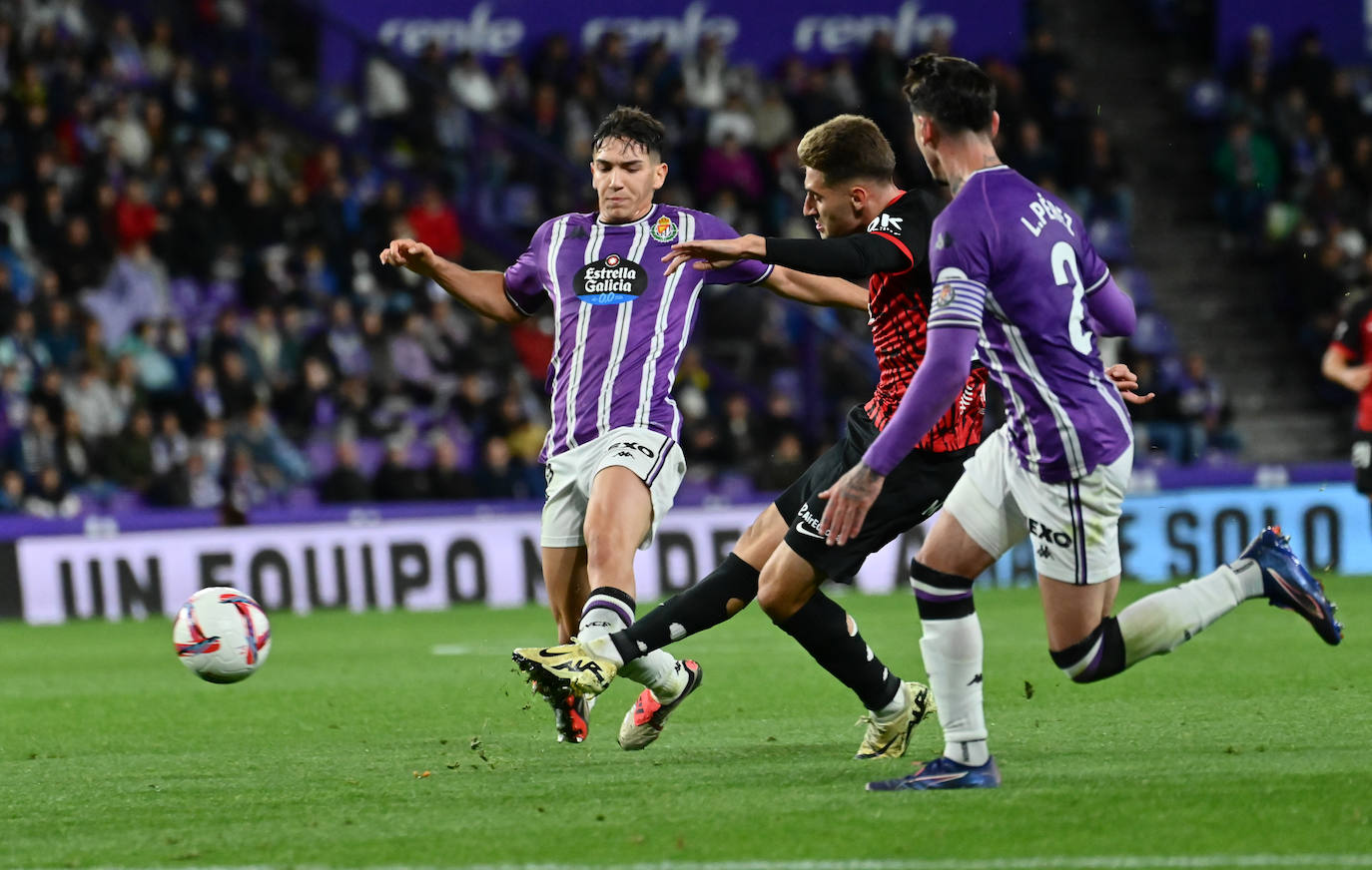 La derrota en casa del Real Valladolid frente al Mallorca, en imágenes