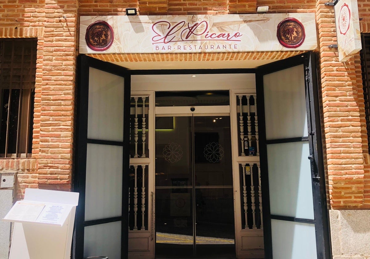 Imagen principal - Bar Restaurante El Pícaro: comida tradicional con toques de vanguardia