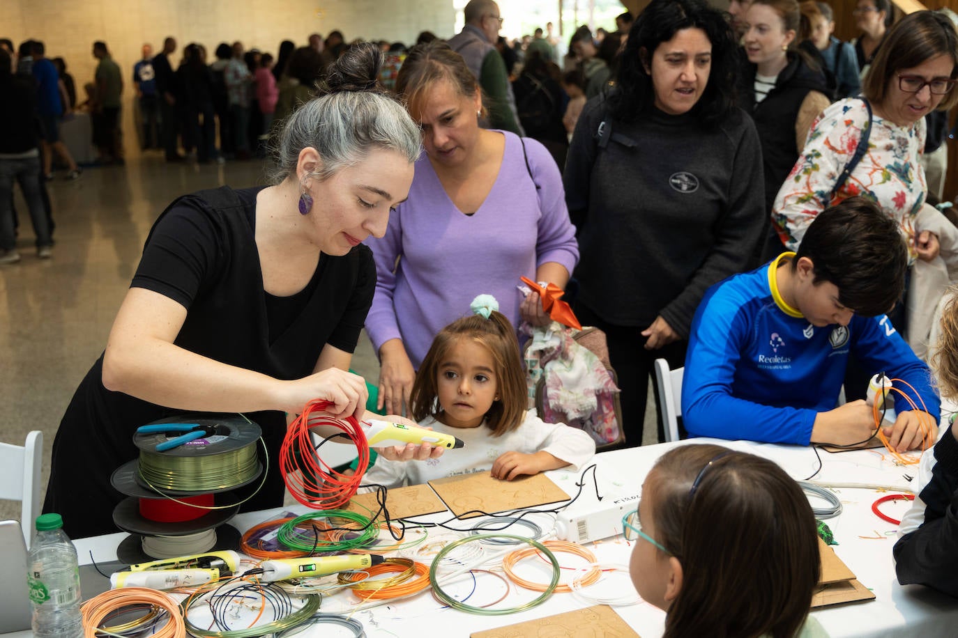 Talleres artesanales en la sede de las Cortes de Castilla y León