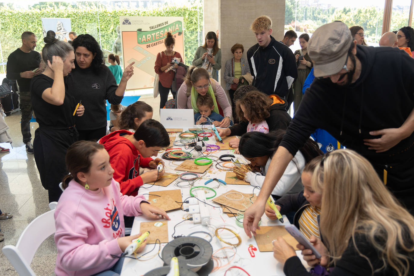 Talleres artesanales en la sede de las Cortes de Castilla y León