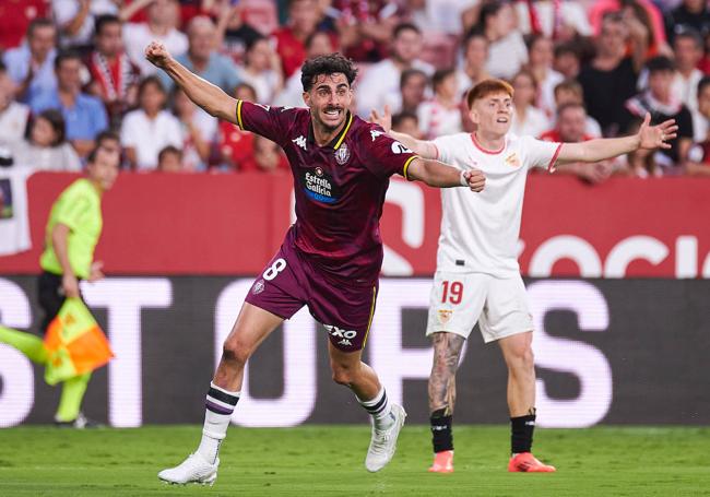 Kike celebra el gol que significaba el empate momentáneo en el Pizjuán frente al Sevilla.