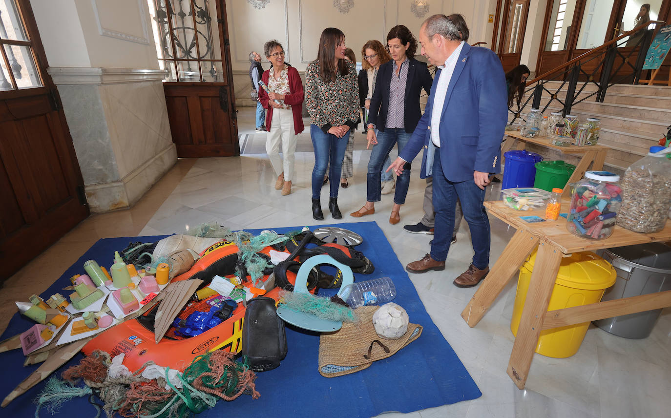 Residuos de plástico de ríos y mares, en Palencia