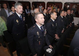 Celebración de los patronos de la Policía Nacional en el Teatro Principal.