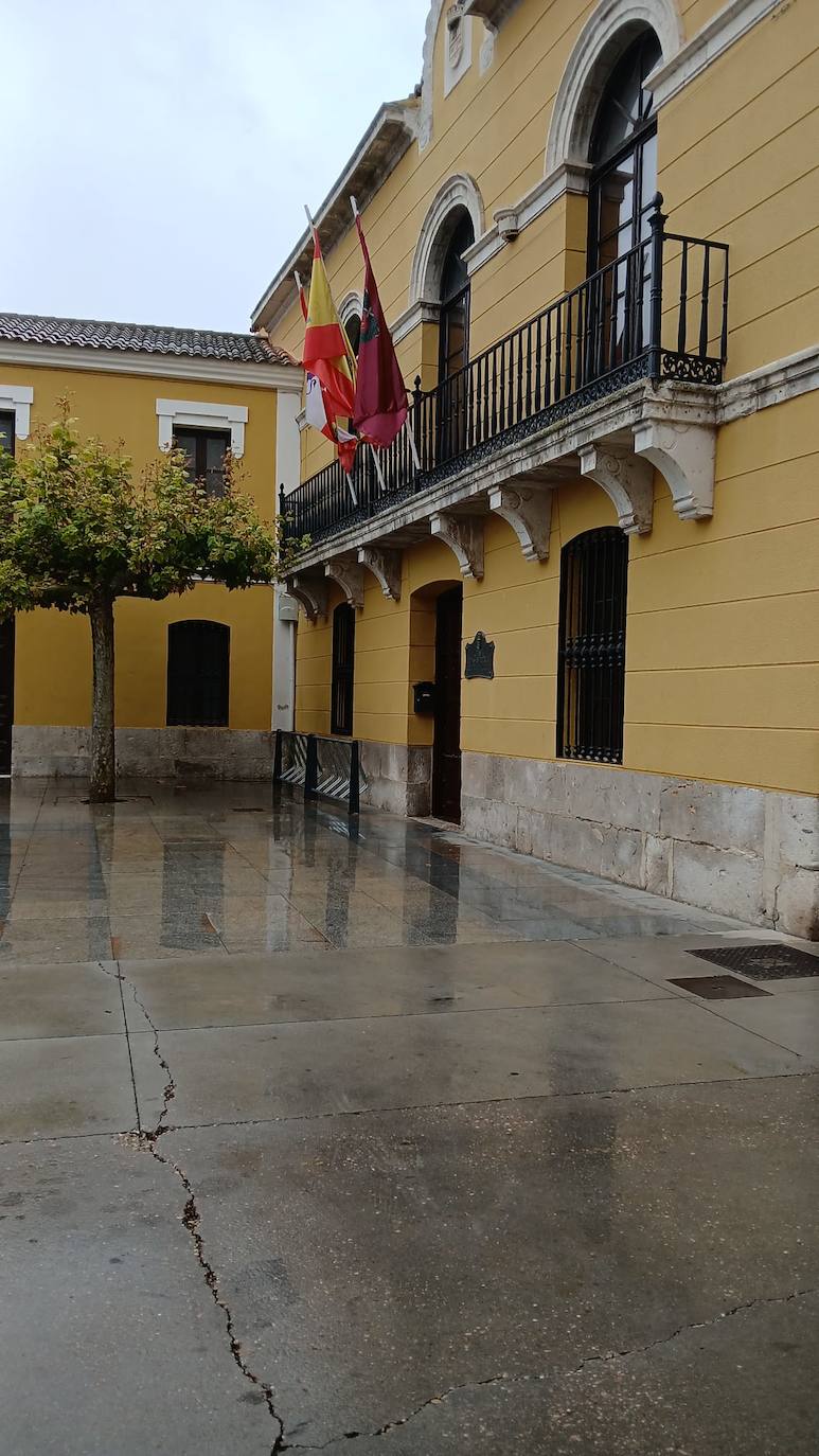 Fachada del Ayuntamiento de Tudela de Duero.