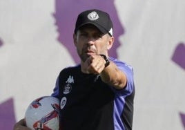 Paulo Pezzolano, durante un entrenamiento con el Real Valladolid.