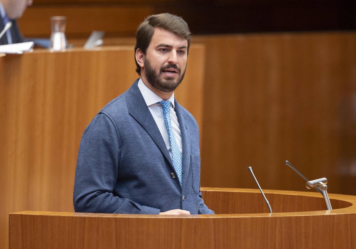 Juan García-Gallardo, durante la votación de la ley de Concordía, este mes de septiembre.