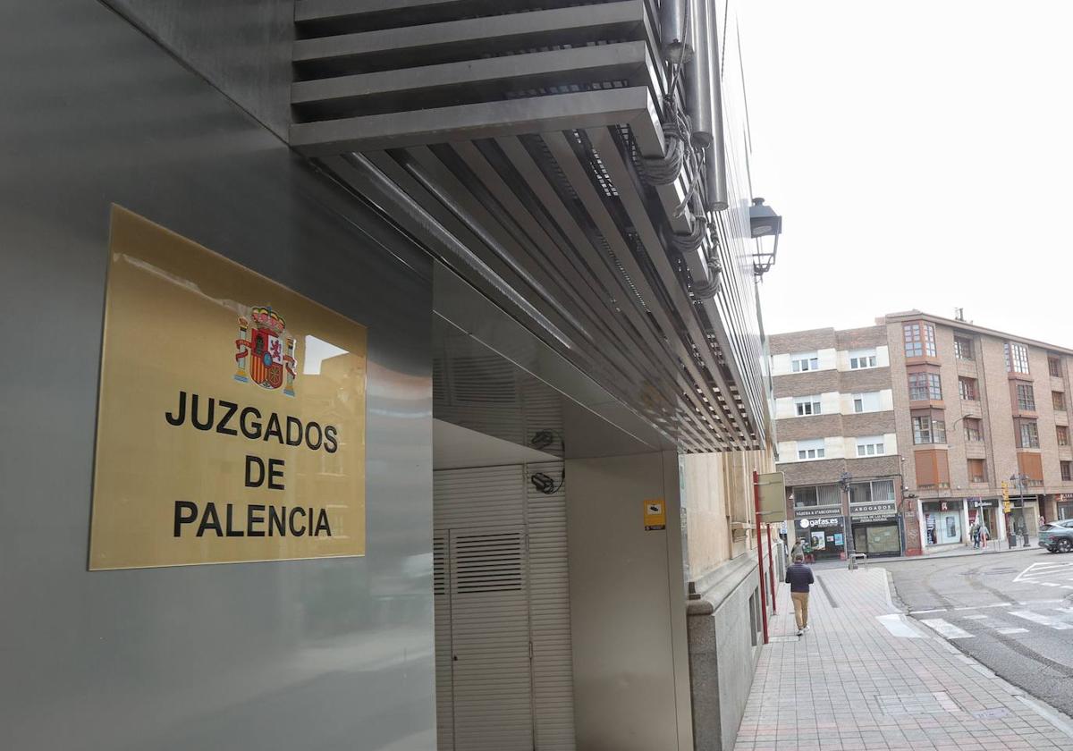 Le piden 15 meses de prisión por agresión sexual a la puerta de una discoteca