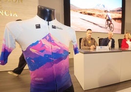 Presentación del maillot del Espigüete.