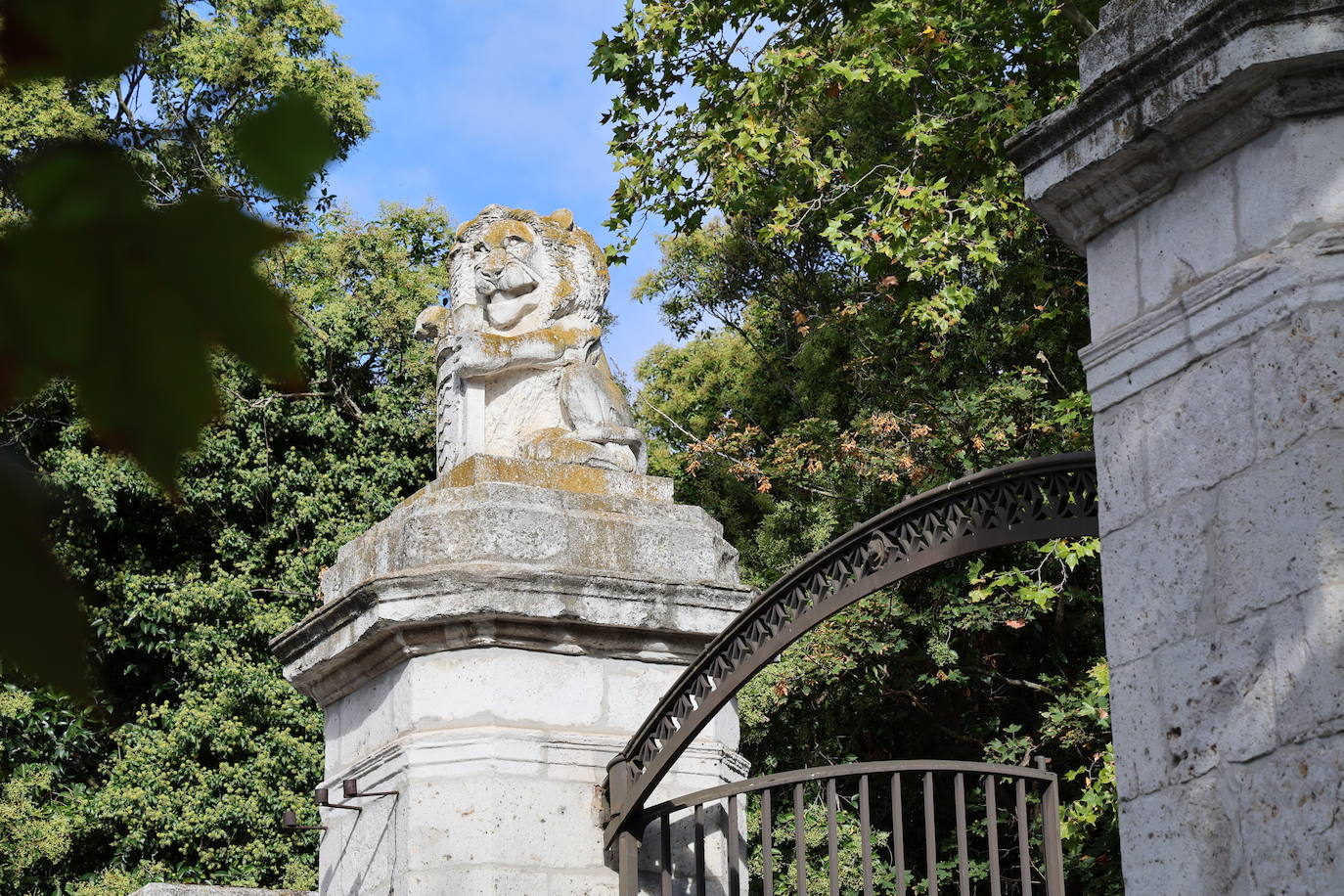 Un recorrido en imágenes por el Paseo de Filipinos de Valladolid