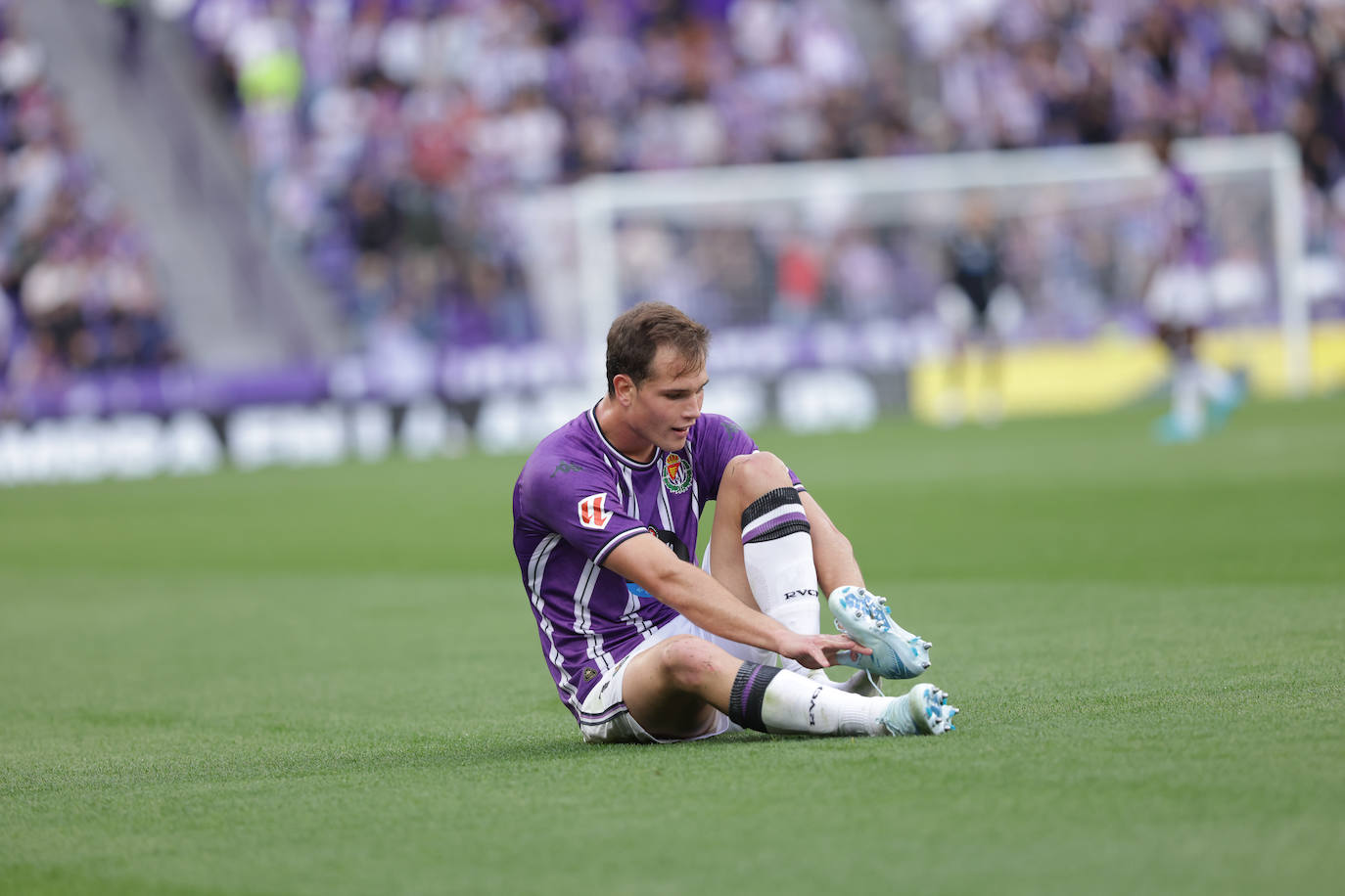 Las imágenes del partido entre el Real Valladolid y el Rayo Vallecano