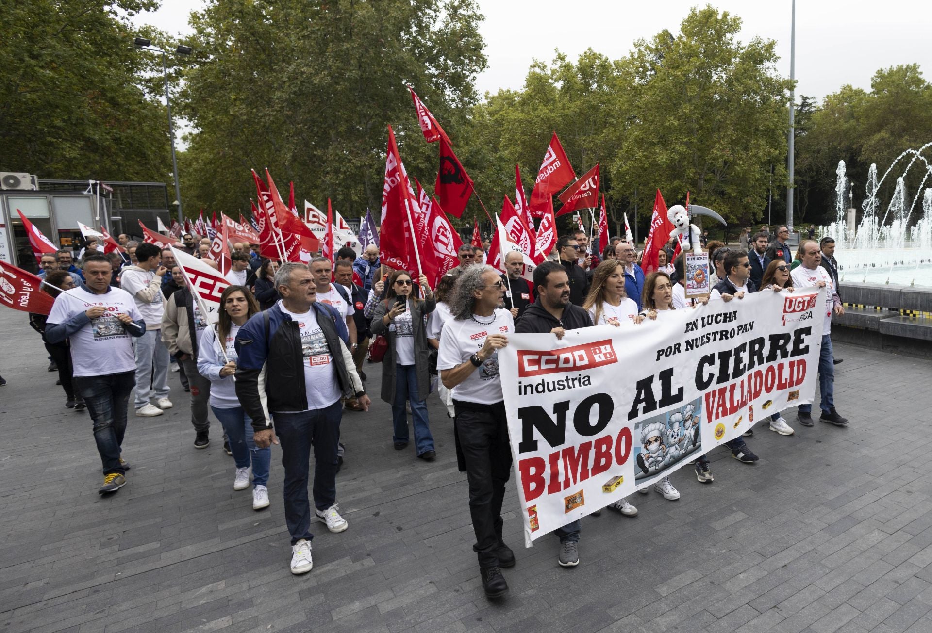 Manifestación contra el cierre de la planta de Bimbo en Valladolid