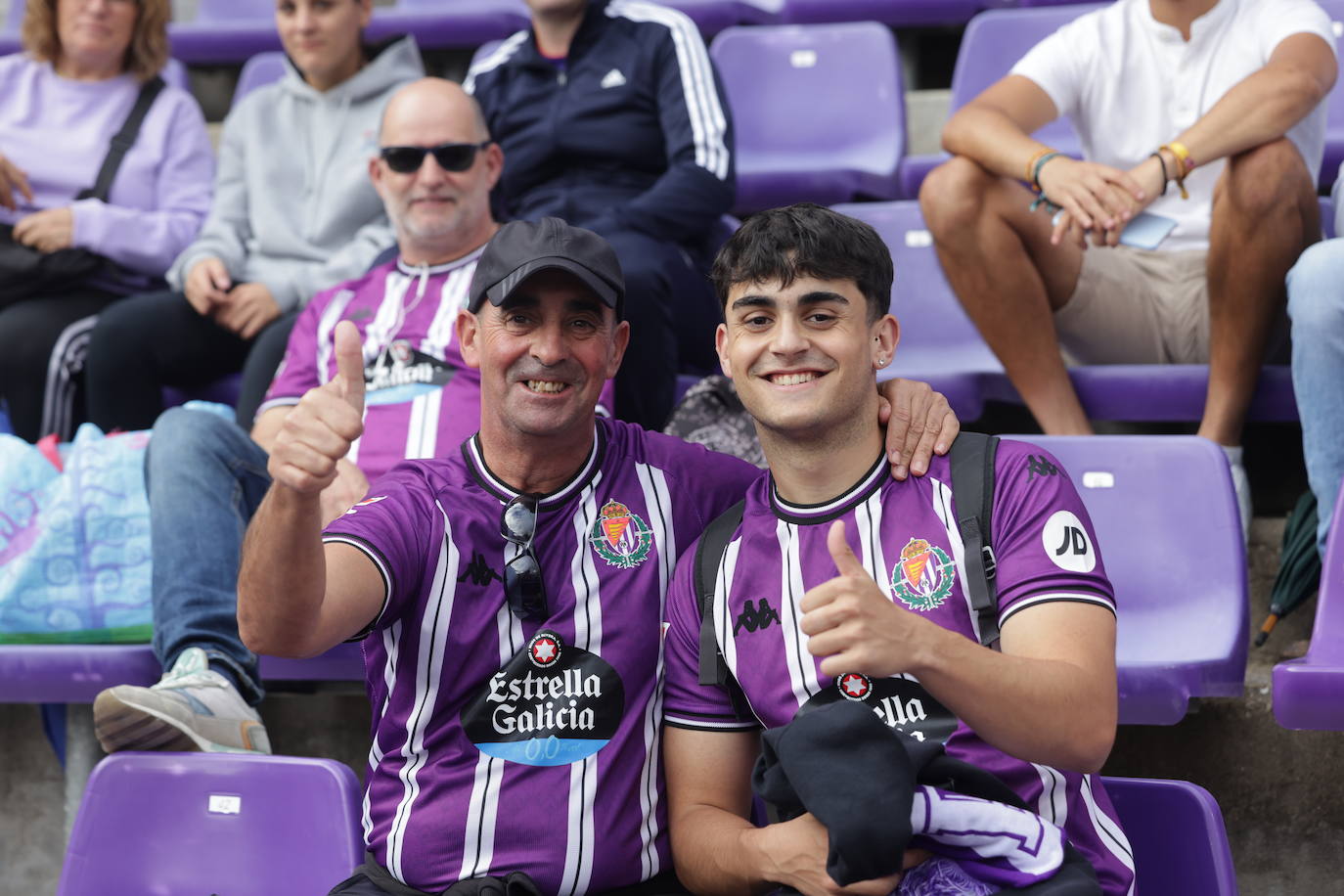 Búscate en la grada del estadio José Zorrilla (1/4)