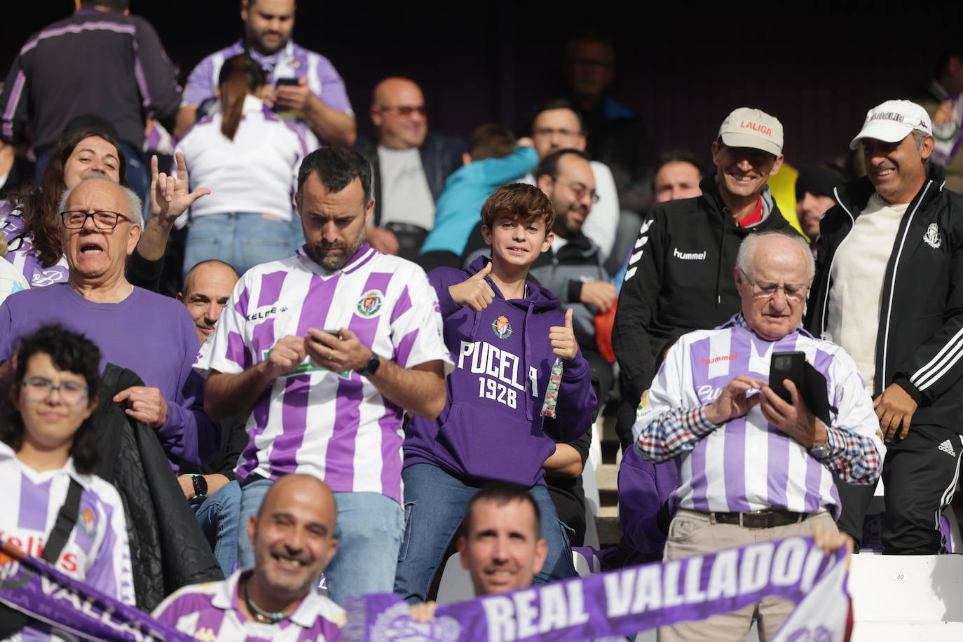 Búscate en la grada del estadio José Zorrilla (3/4)