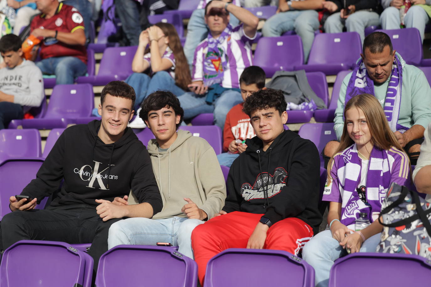 Búscate en la grada del estadio José Zorrilla (3/4)