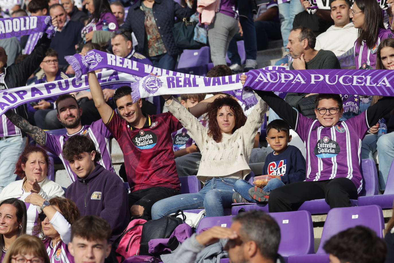 Búscate en la grada del estadio José Zorrilla (4/4)