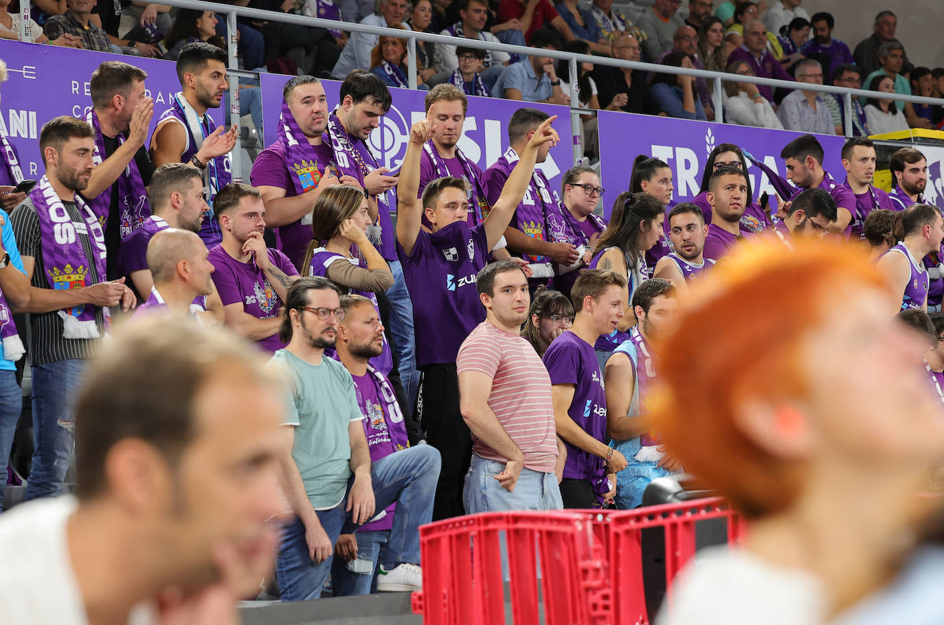 Búscate en las gradas del Pabellón animando al Palencia Baloncesto