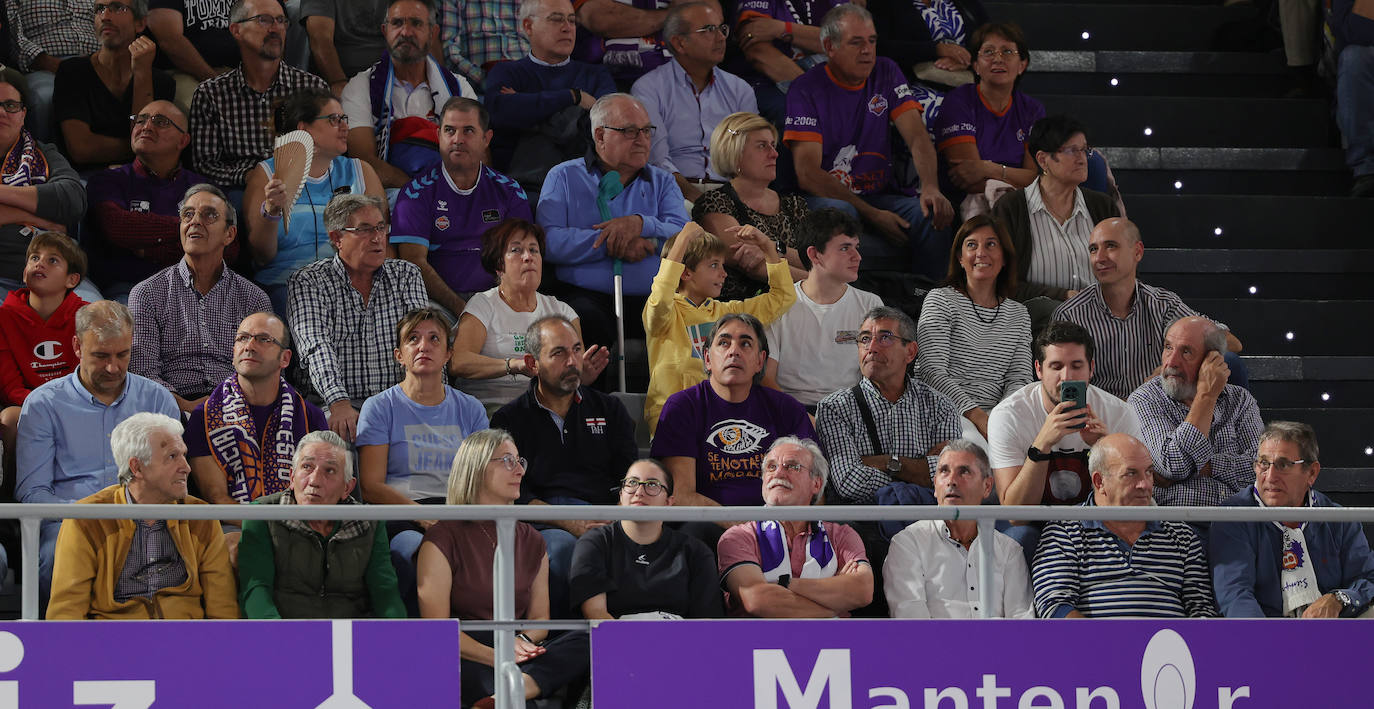 Búscate en las gradas del Pabellón animando al Palencia Baloncesto