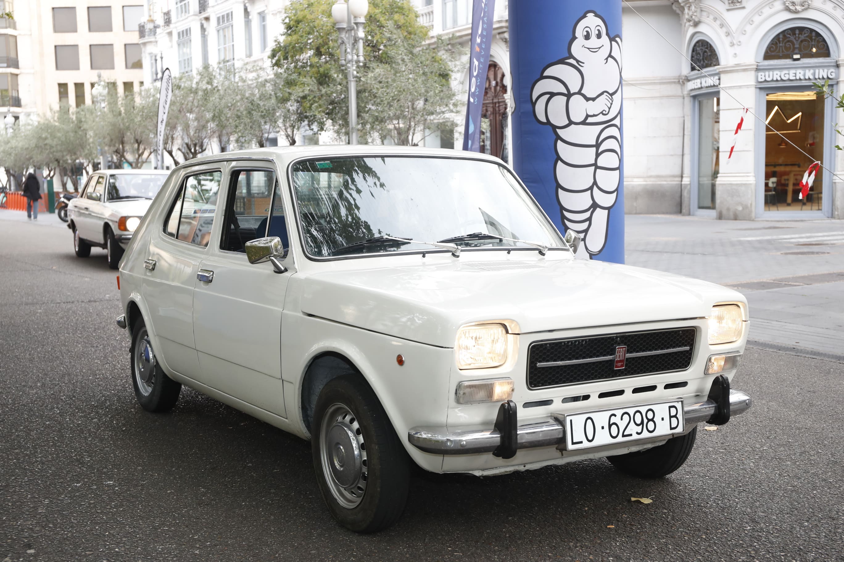 Búscate entre los participantes en Valladolid Motor Vintage (1/9)