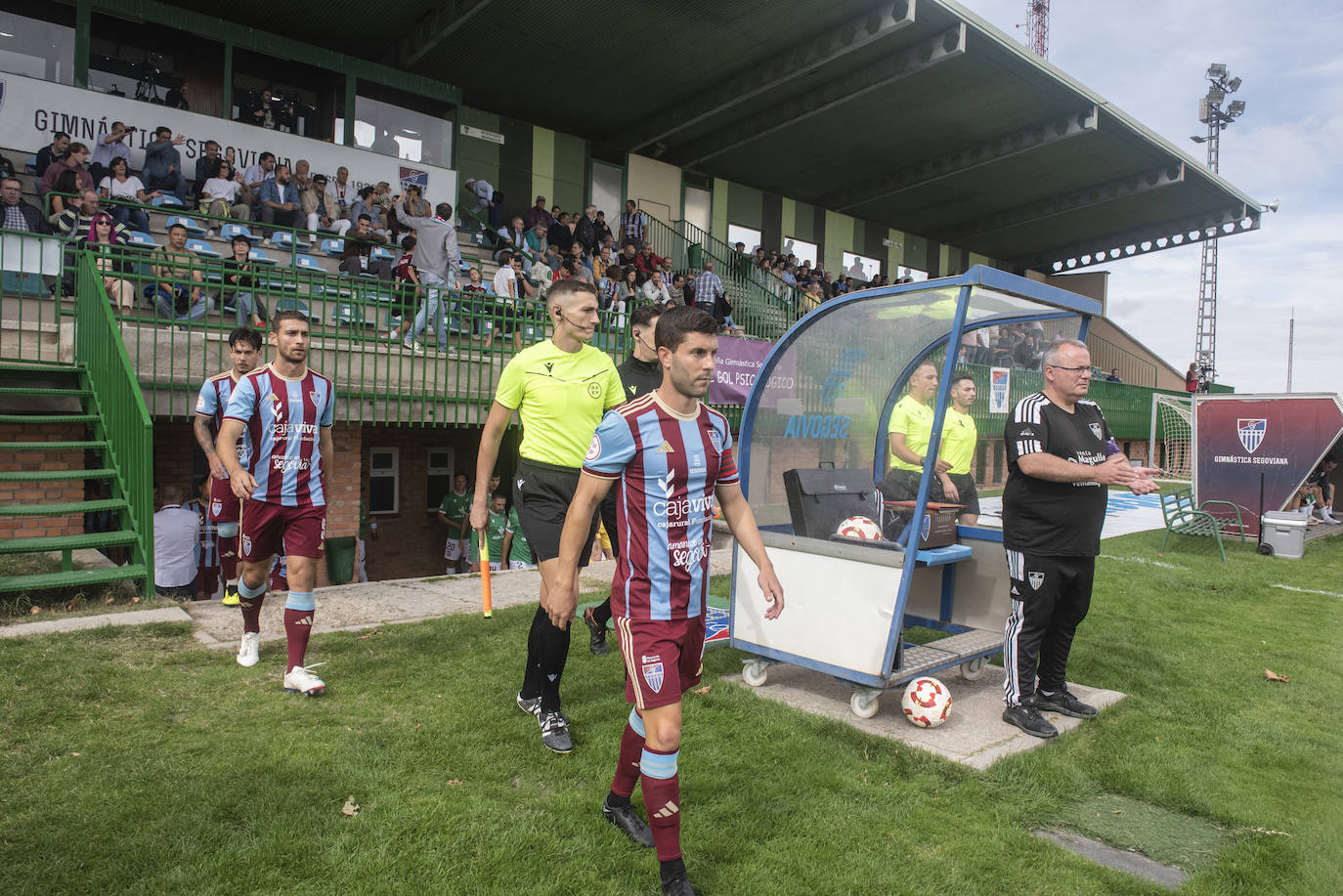 Fotografías del partido entre la Segoviana y el Zamora (1 de 2)