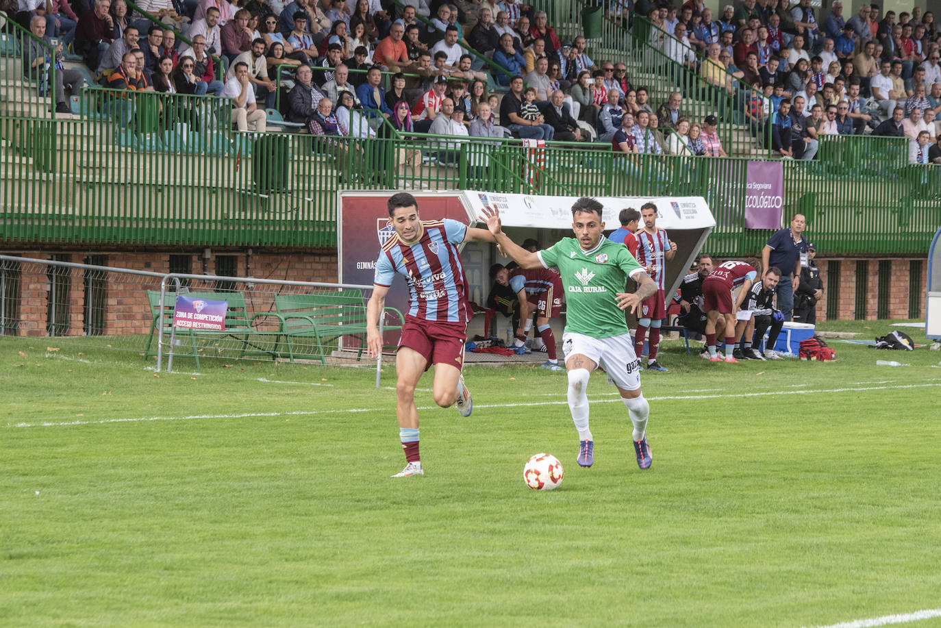 Fotografías del partido entre la Segoviana y el Zamora (1 de 2)