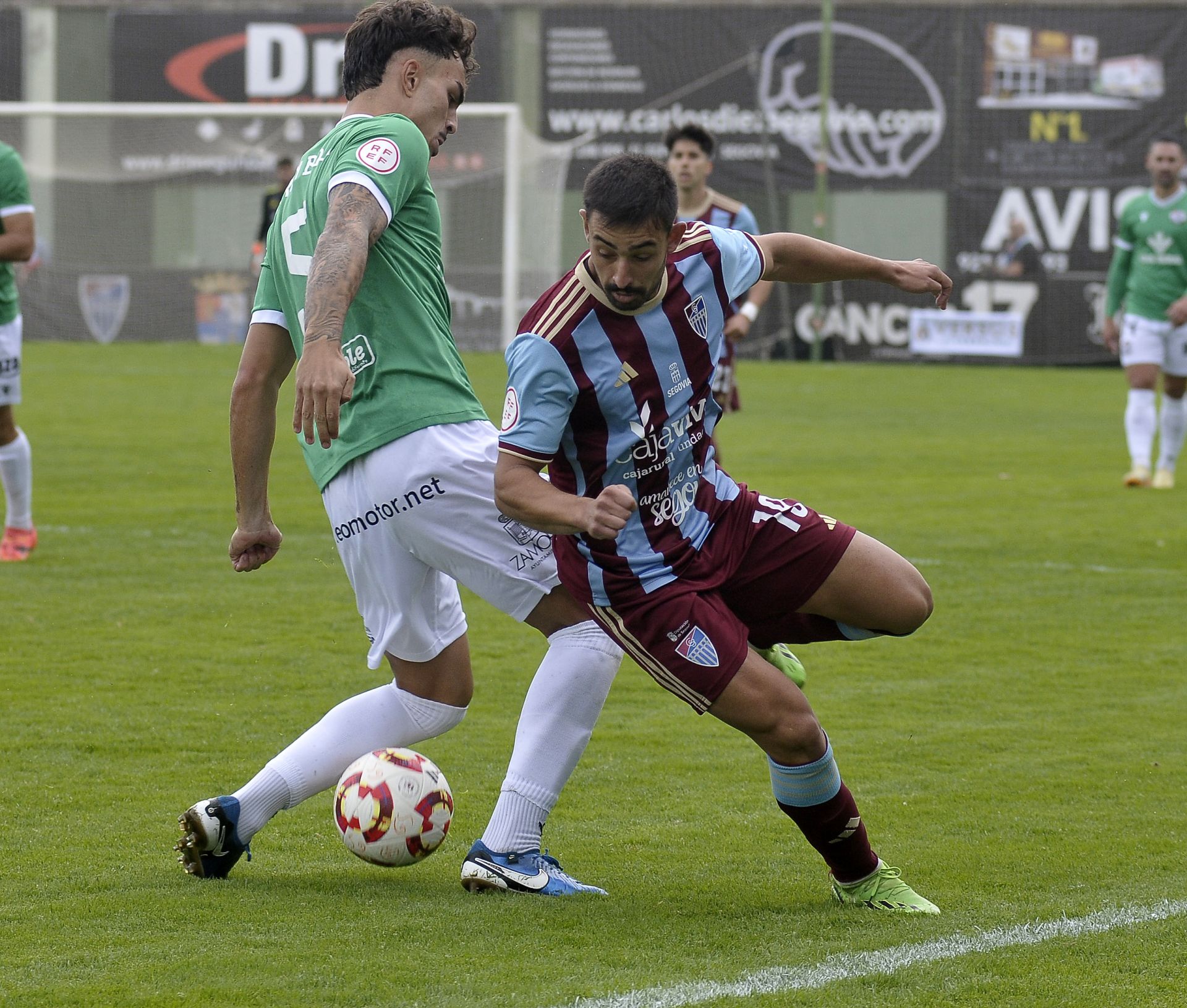 Fotografías del partido entre la Segoviana y el Zamora (2 de 2)