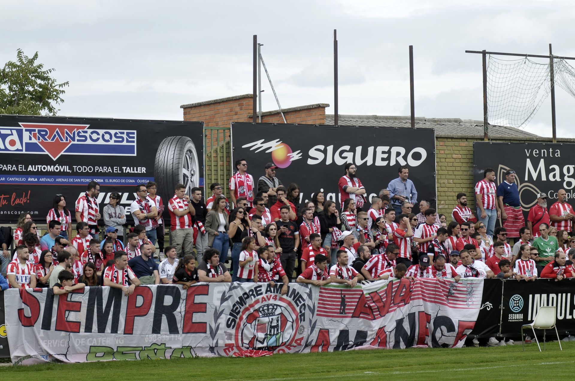 Fotografías del partido entre la Segoviana y el Zamora (2 de 2)