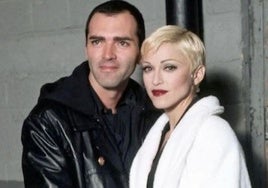 Madonna con su hermano Christopher Ciccone.