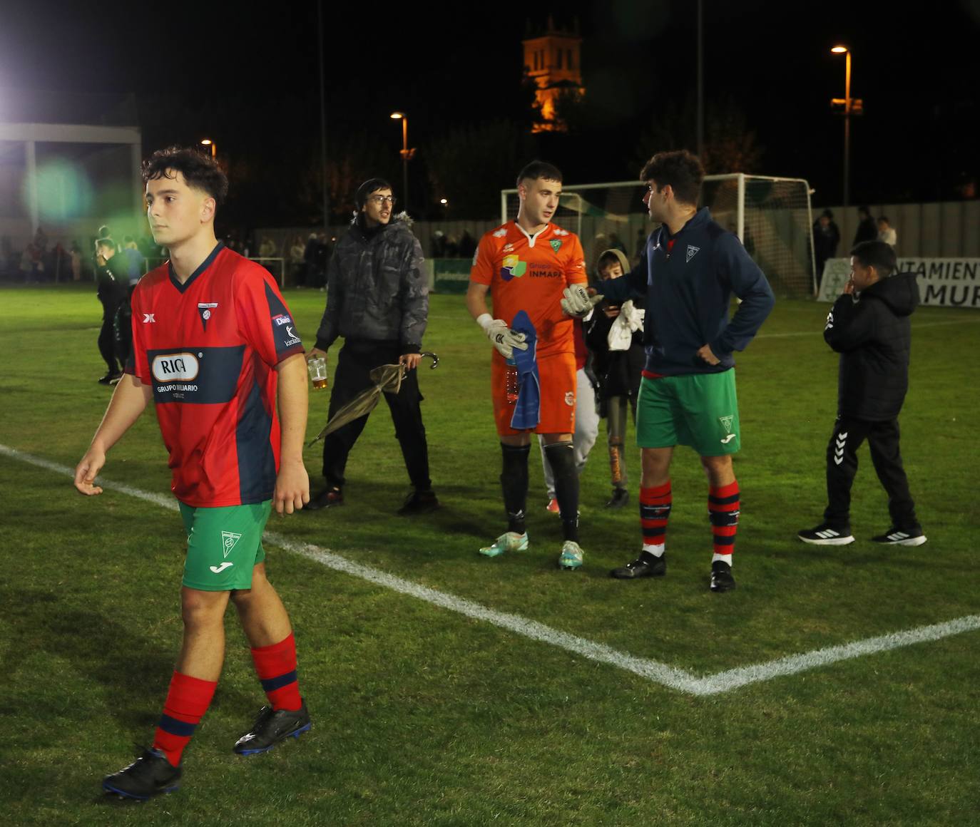 Así juega y pasa el Villamuriel a la segunda ronda de la Copa del Rey