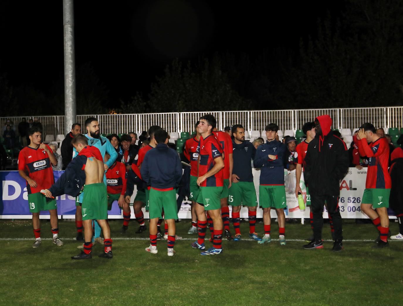 Así juega y pasa el Villamuriel a la segunda ronda de la Copa del Rey