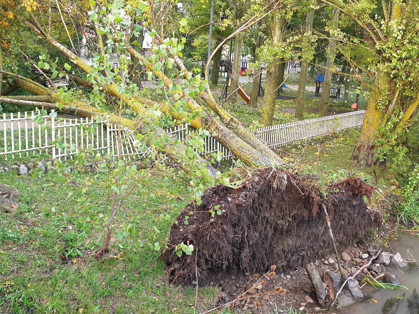 Cerrado el parque infantil de Aguilar de Campoo