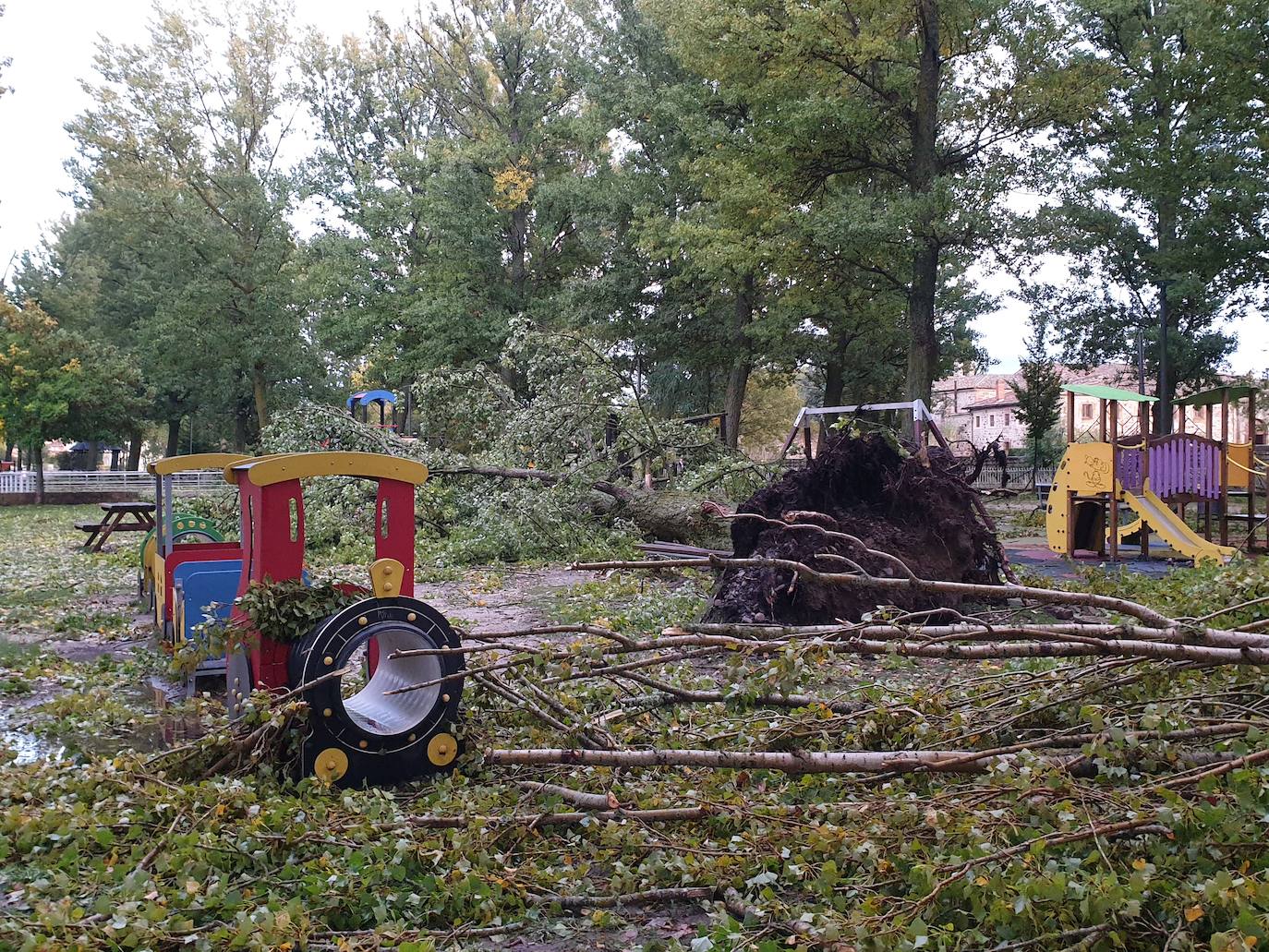 Cerrado el parque infantil de Aguilar de Campoo
