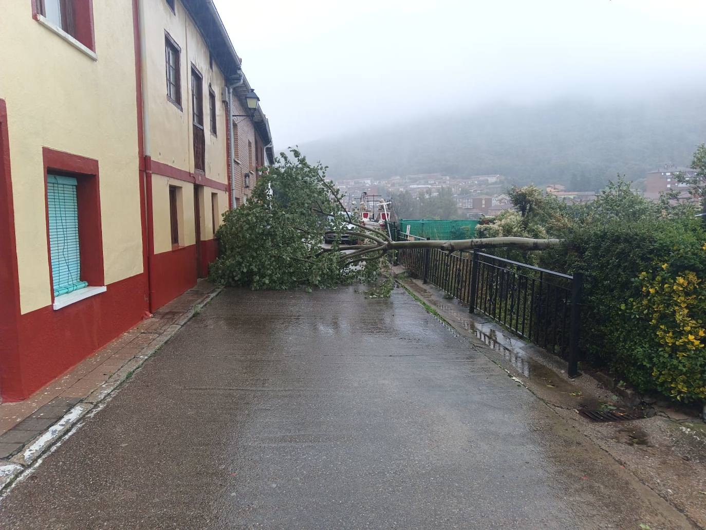 El río Rubagón se desborda en Barruelo